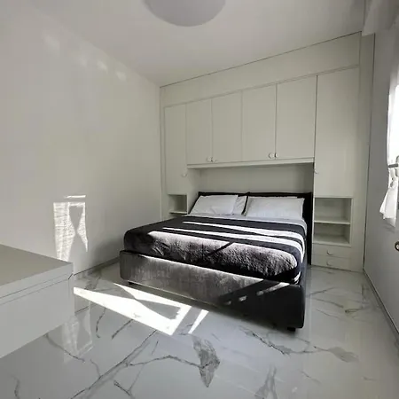 아파트 Aurora Luxury In The Center Of