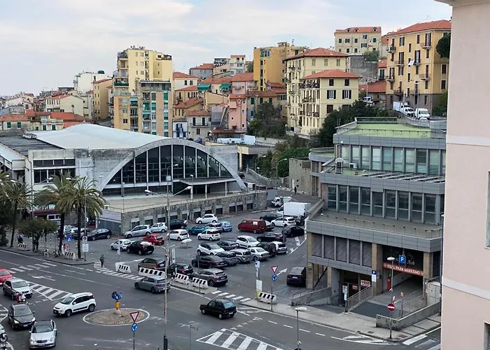 Daire Aurora Luxury In The Center Of Sanremo