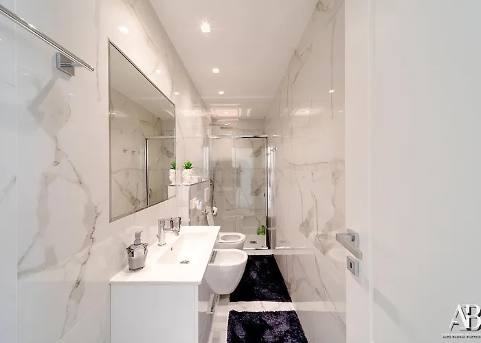 Daire Aurora Luxury In The Center Of Sanremo