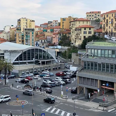 Lägenhet Aurora Luxury In The Center Of Sanremo