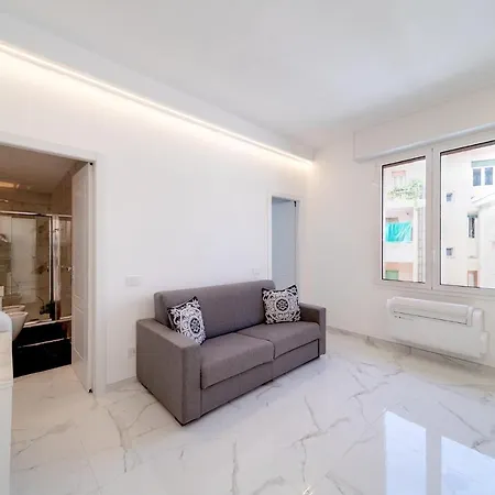 Aurora Luxury In The Center Of Sanremo